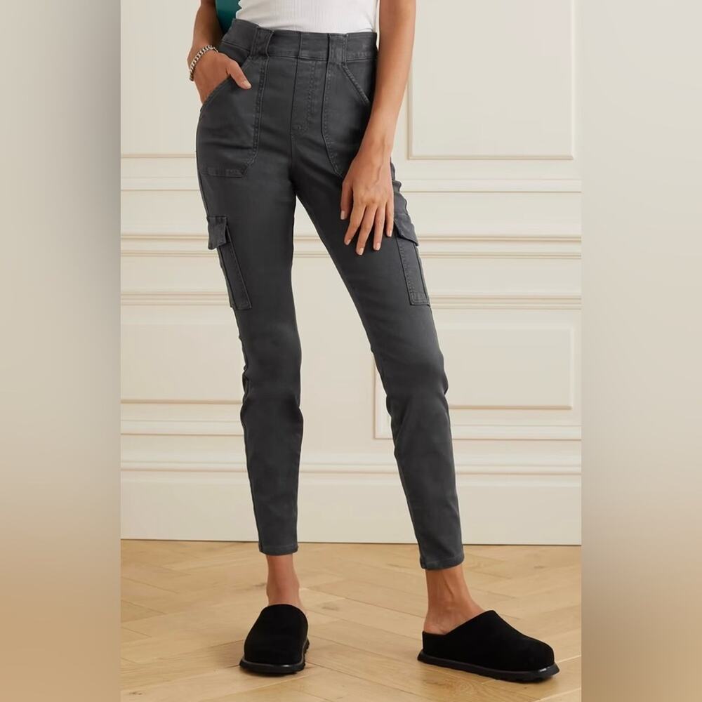 Spanx Stretch Twill Ankle Cargo Pants (size SP)